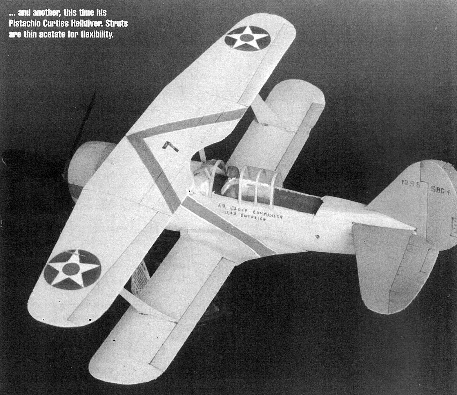 Construire des maquettes d'avion en mousse